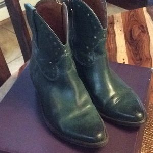 Green Lucky short boot